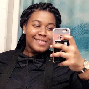 Meet your Posher, Ashley